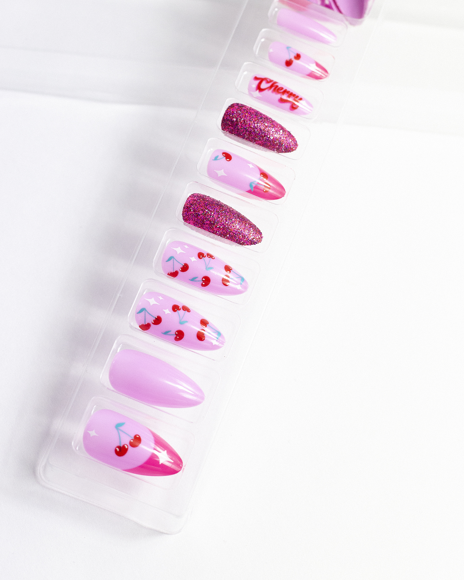 Накладные ногти Miami Tattoos CUTE Cherry