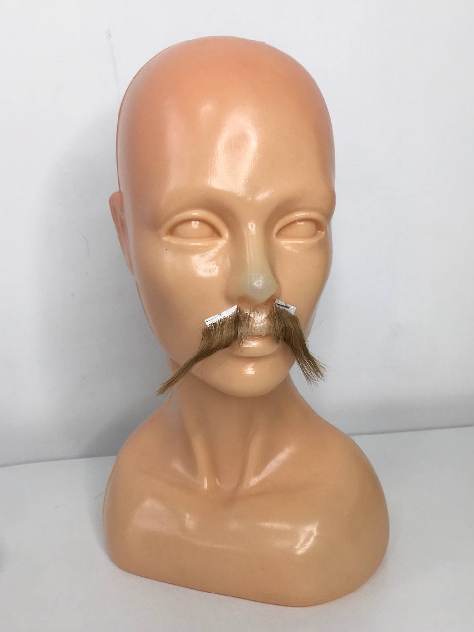 Усы форма Статский советник цв. 4